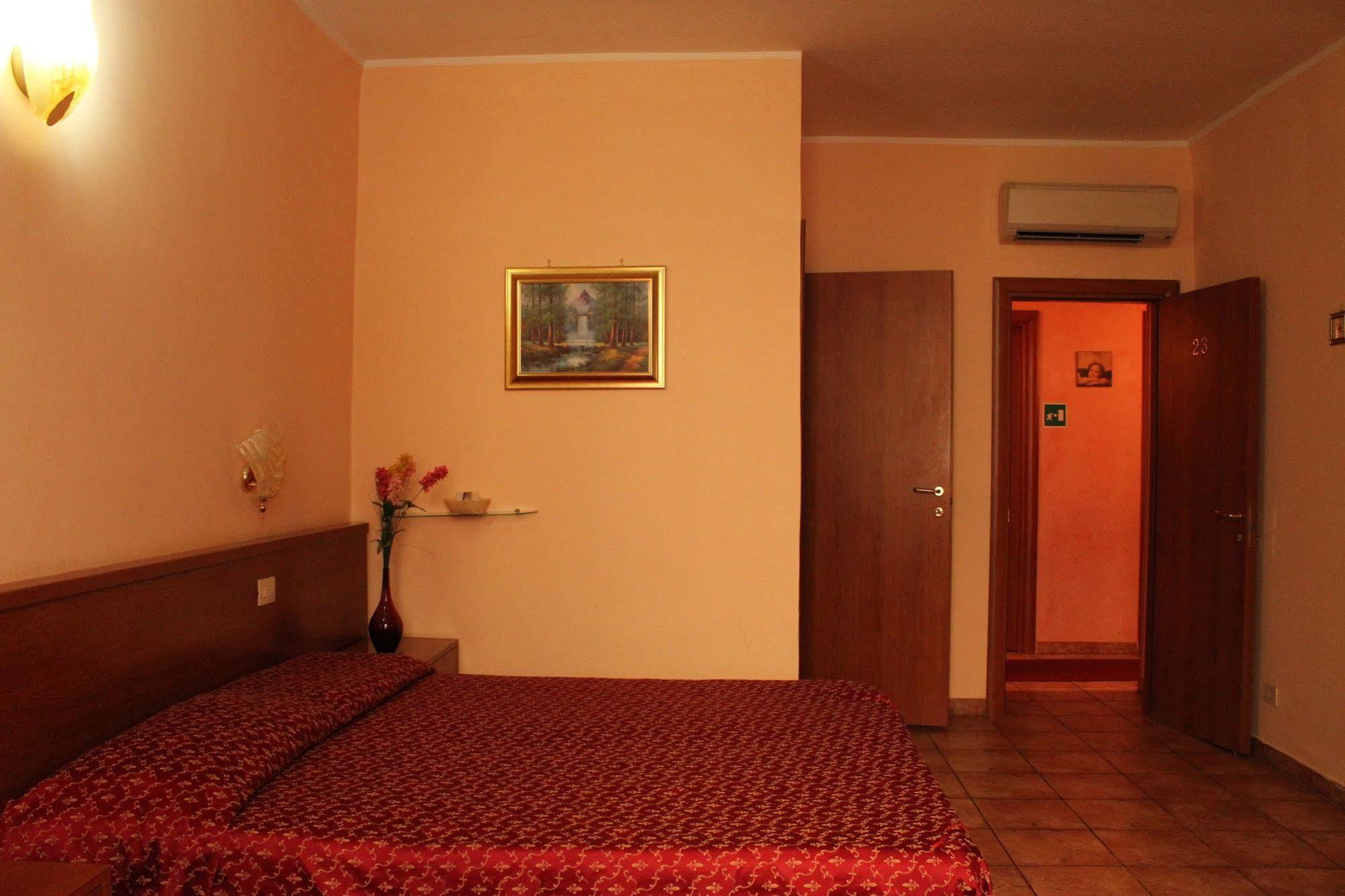 Bed and Breakfast Millyhouse Roma Exterior foto